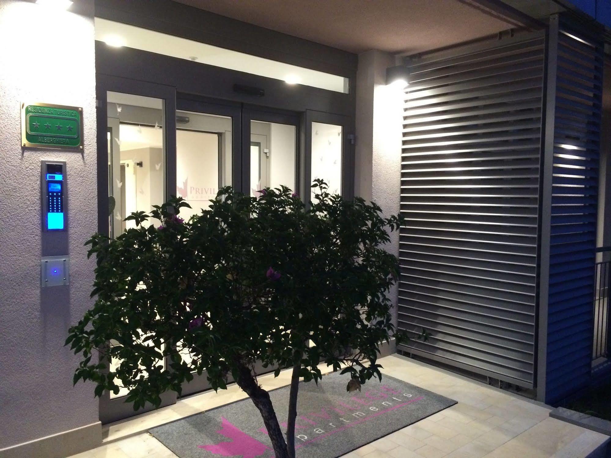 Privilege Apartments Vimercate Exteriör bild